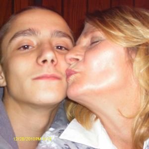 Meet your Posher, Dreama